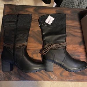 Women’s Boots